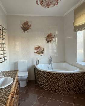 Дом 150м², 2-этажный, на длительный срок,