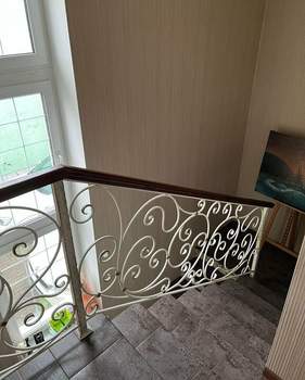 Дом 150м², 2-этажный, на длительный срок,