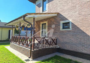 Дом 181м², 2-этажный, участок 8 сот.