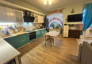 Дом 209м², 3-этажный, участок 3 сот.