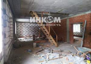 Дом 398м², 2-этажный, участок 12 сот.