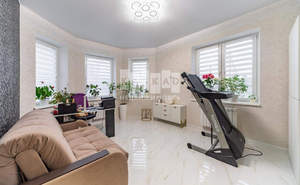 Дом 260м², 2-этажный, участок 6 сот.