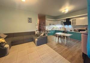 Дом 209м², 3-этажный, участок 3 сот.