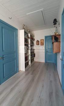 Дом 77м², 2-этажный, участок 8 сот.