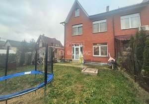 Дом 209м², 3-этажный, участок 3 сот.