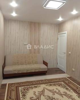 Дом 137м², 2-этажный, участок 8 сот.