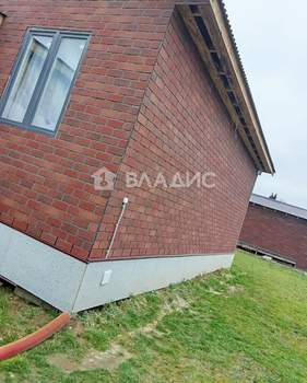 Дом 137м², 2-этажный, участок 8 сот.