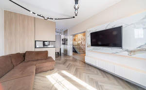 Дом 160м², 2-этажный, участок 6 сот.