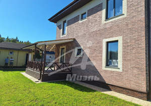 Дом 181м², 2-этажный, участок 8 сот.