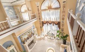 Дом 1562м², 3-этажный, участок 38 сот.  