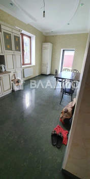 Дом 486м², 3-этажный, участок 8 сот.  