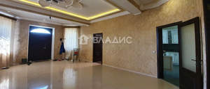 Дом 486м², 3-этажный, участок 8 сот.  