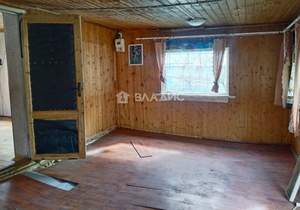 Дом 40м², 2-этажный, участок 6 сот.  