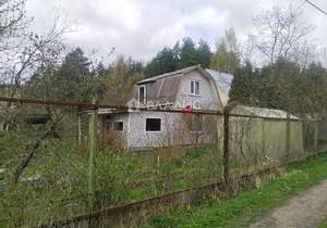 Дом 40м², 2-этажный, участок 6 сот.  