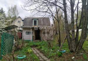 Дом 40м², 2-этажный, участок 6 сот.  