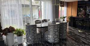 Дом 400м², 2-этажный, участок 11 сот.  