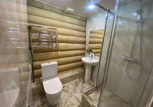 Дом 170м&sup2;, 2-этажный, участок 6 сот.  