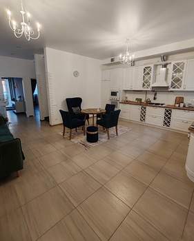 Дом 180м², 2-этажный, участок 3 сот.  