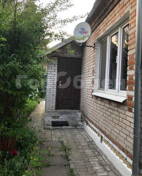 Дом 84м², 2-этажный, участок 10 сот.  