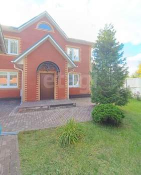 Дом 299м², 3-этажный, участок 14 сот.  