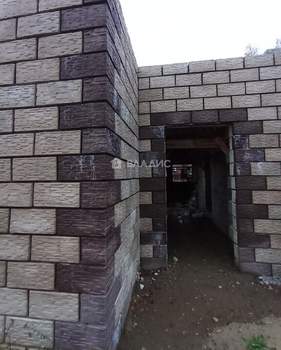 Дом 331м&sup2;, 2-этажный, участок 6 сот.  