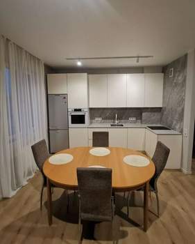 2-к квартира, вторичка, 58м2, 13/17 этаж