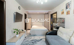2-к квартира, вторичка, 43м2, 1/4 этаж