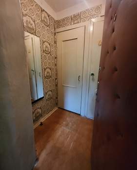 2-к квартира, вторичка, 42м2, 1/5 этаж