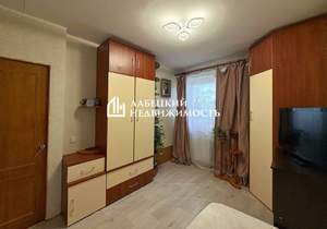4-к квартира, вторичка, 72м2, 2/9 этаж