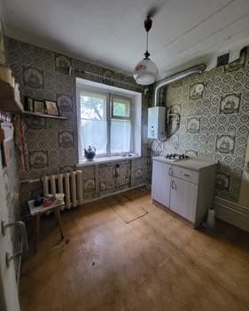 2-к квартира, вторичка, 42м2, 1/5 этаж