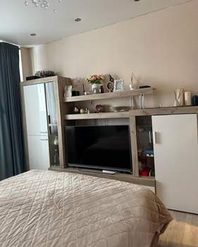 3-к квартира, вторичка, 65м2, 11/17 этаж