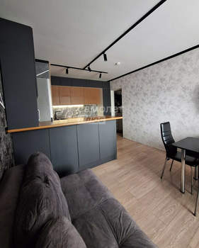 2-к квартира, вторичка, 65м2, 16/17 этаж