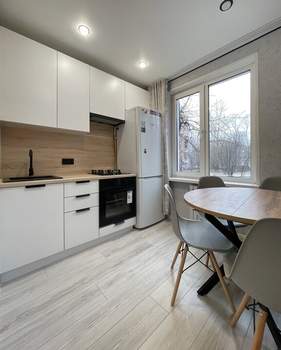 2-к квартира, вторичка, 46м2, 1/5 этаж