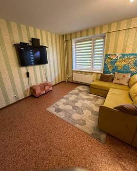 3-к квартира, вторичка, 88м2, 1/17 этаж