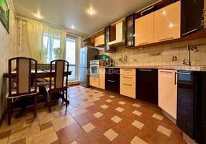 2-к квартира, вторичка, 60м2, 9/14 этаж