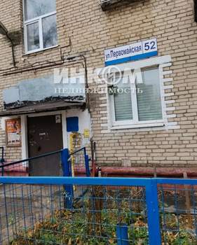 2-к квартира, вторичка, 44м2, 1/4 этаж