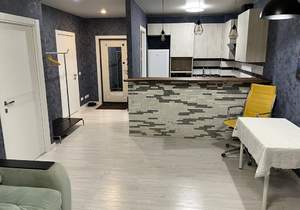 2-к квартира, вторичка, 54м2, 14/14 этаж