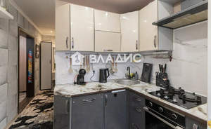 2-к квартира, вторичка, 43м2, 1/4 этаж