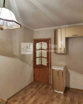 3-к квартира, вторичка, 70м2, 4/9 этаж