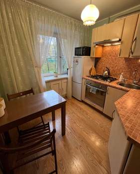 2-к квартира, вторичка, 44м2, 3/5 этаж