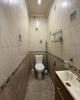 3-к квартира, вторичка, 65м2, 11/17 этаж