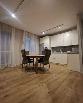 2-к квартира, вторичка, 58м2, 13/17 этаж