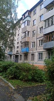 2-к квартира, вторичка, 42м2, 1/5 этаж