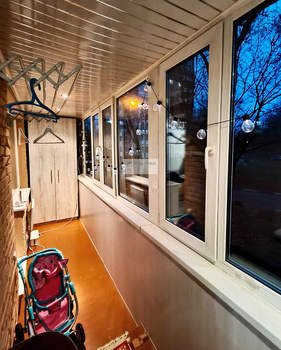 2-к квартира, вторичка, 52м2, 1/9 этаж