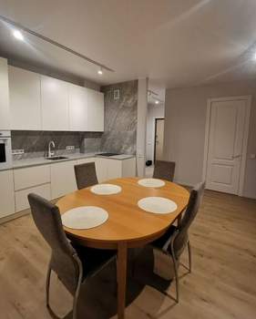 2-к квартира, вторичка, 58м2, 13/17 этаж