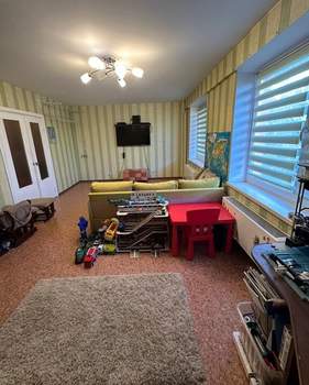 3-к квартира, вторичка, 88м2, 1/17 этаж