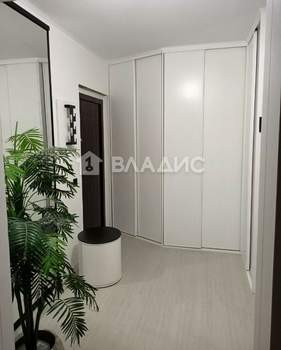 2-к квартира, вторичка, 63м2, 3/10 этаж