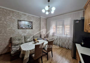 2-к квартира, вторичка, 72м2, 3/17 этаж