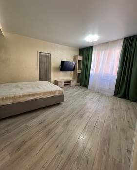 2-к квартира, вторичка, 72м2, 9/17 этаж