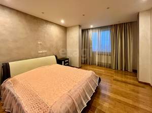 4-к квартира, вторичка, 230м2, 14/14 этаж